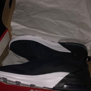 Nike air max motion 2